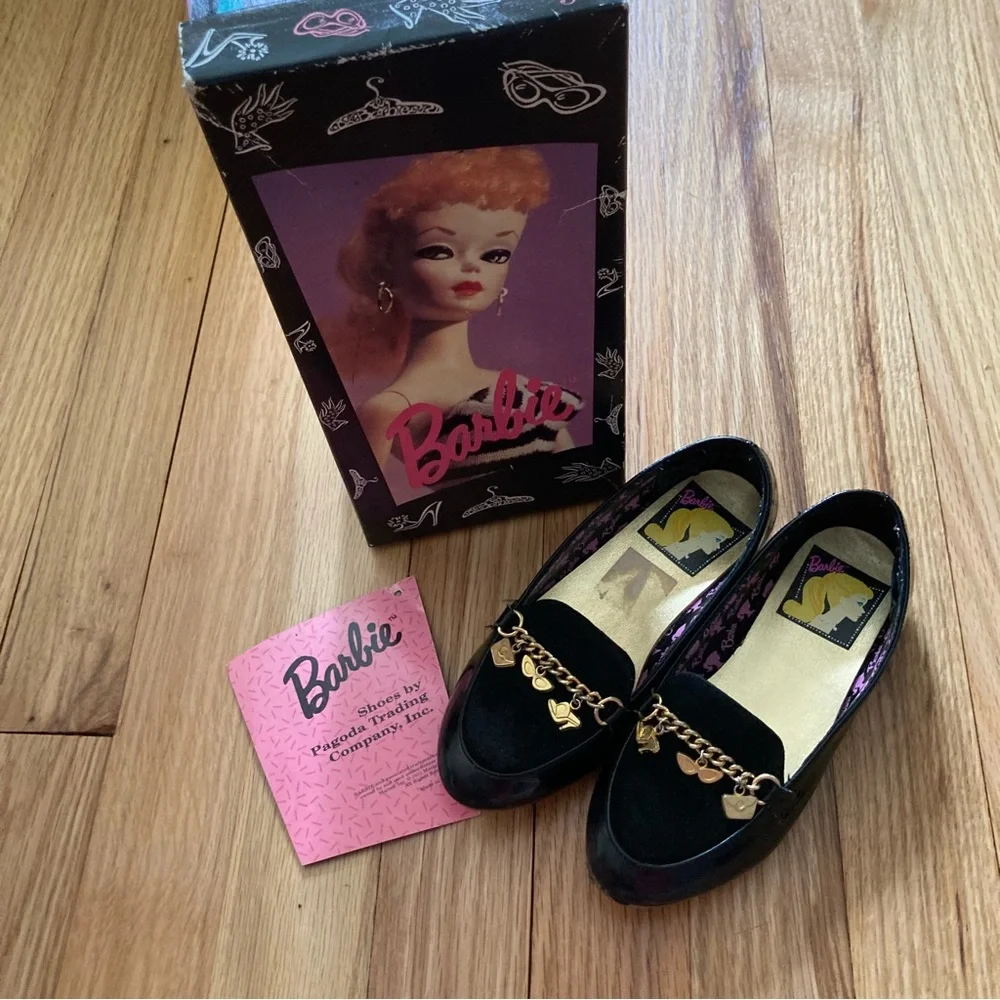 Vintage RARE 1993 Barbie 35th anniversary patent flats little girls size 10.5